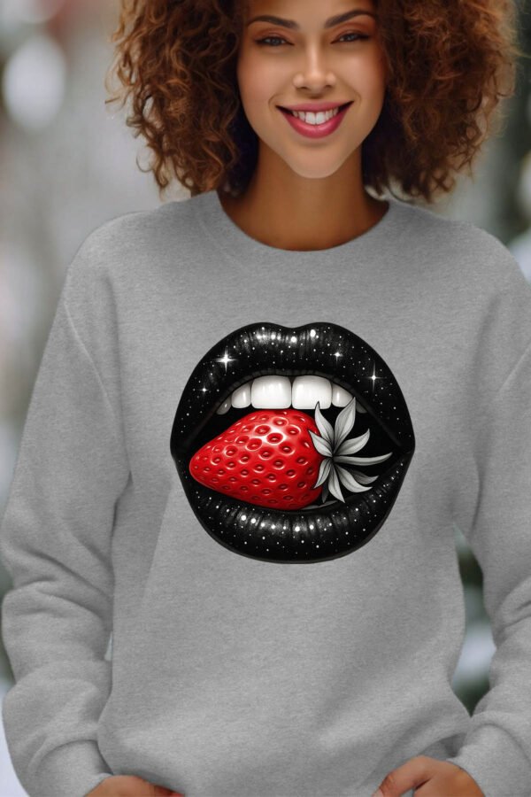 Sweat Col Rond Femme en Gros | Strawberry mouth