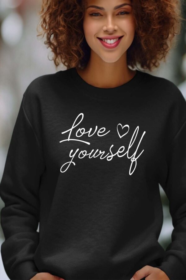 Sweat Col Rond Femme en Gros | Love Yourself