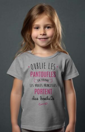 T-shirt Col Rond Fille - Les vraies princesses portent des baskets