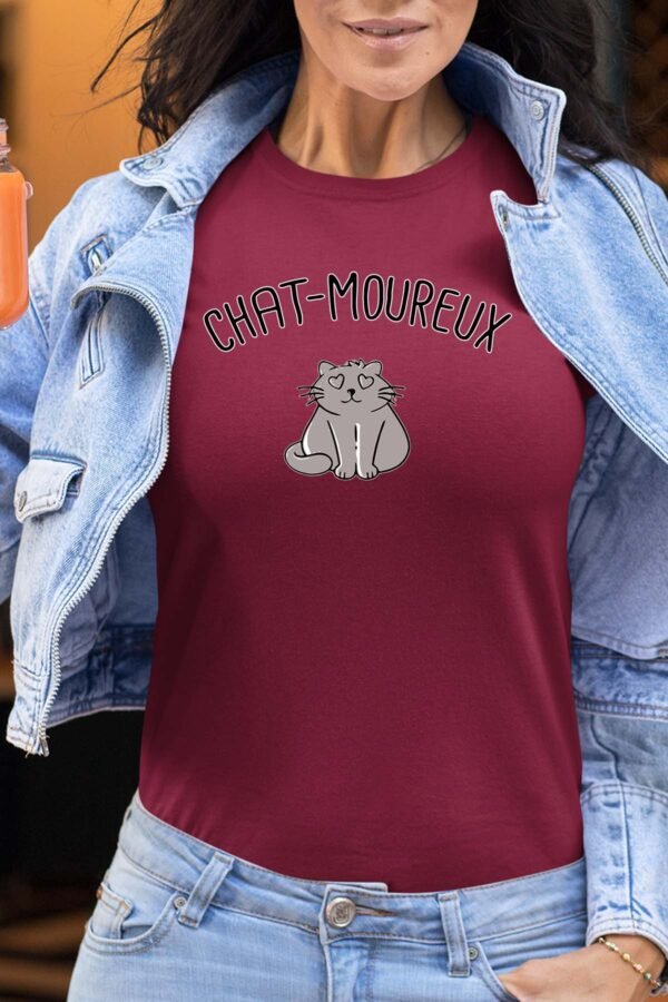 Chat moureux - Tshirt Femme