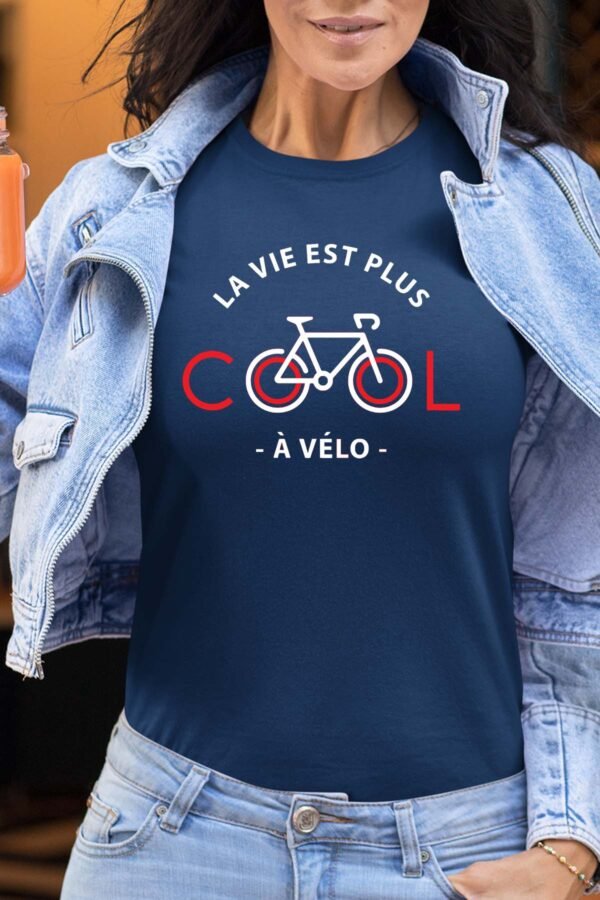 La vie est plus cool à vélo - Tshirt Femme