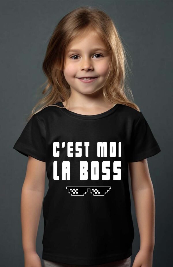 T-shirt Col Rond Fille - C'est moi la boss lunette thug