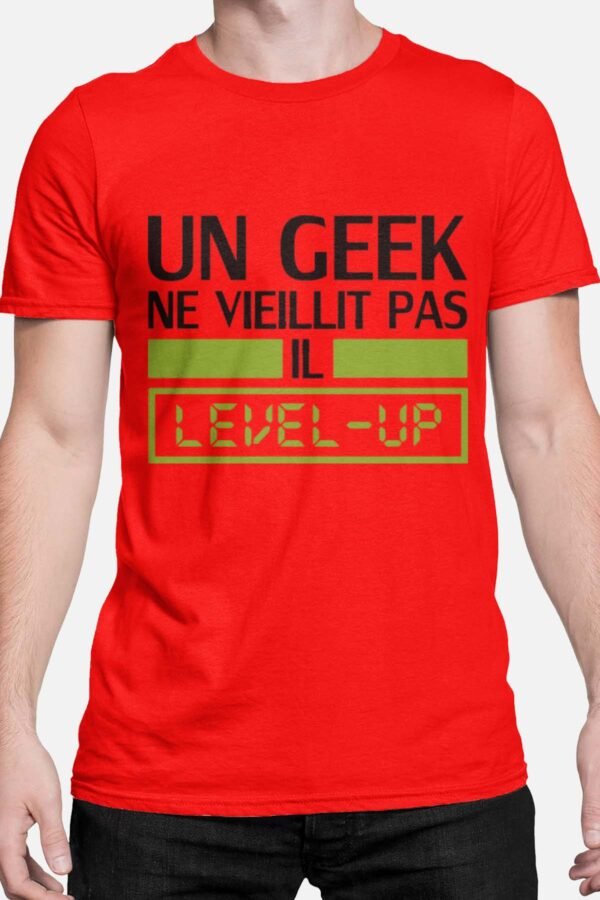 Un geek ne vieillit pas - Tshirt Homme