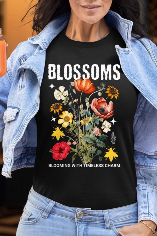 Timeless Bloom - Tshirt Femme