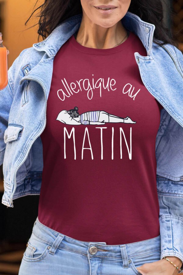 Allergique au matin - Tshirt Femme