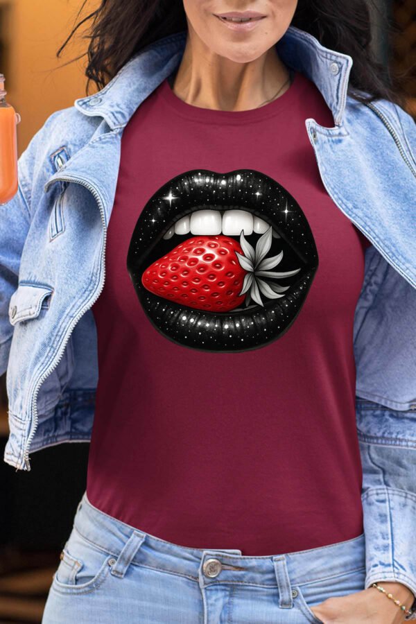 Strawberry mouth - Tshirt Femme