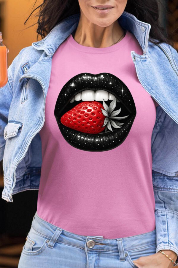 Strawberry mouth - Tshirt Femme