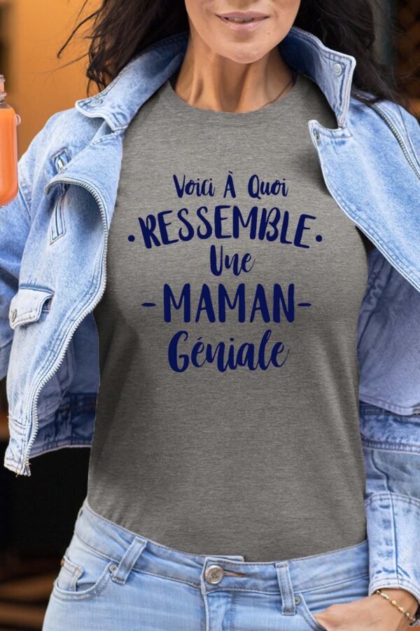 Voici à quoi ressemble une maman géniale - Tshirt Femme