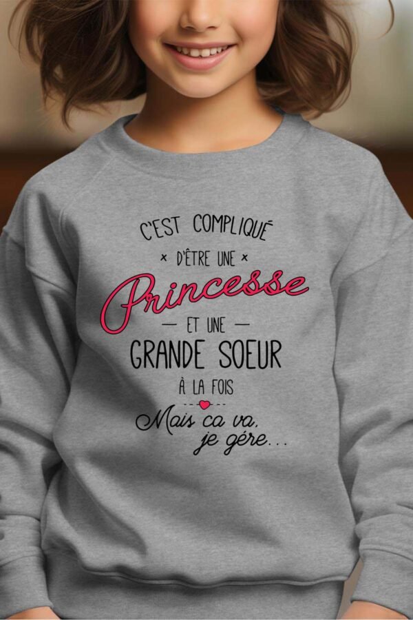 Sweat Col Rond Fille en Gros | C'est compliqué d'être une princesse