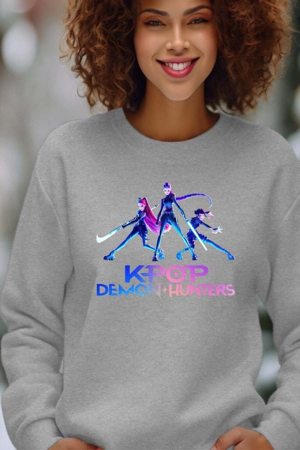 Sweat Col Rond Femme en Gros | Attack Huntrix